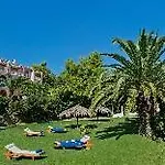 Calypso Apartament Amoudi