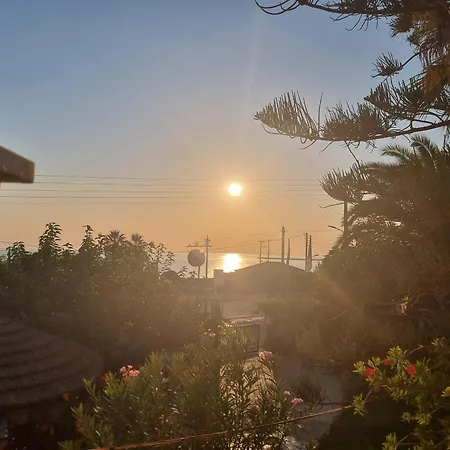 Calypso Apartament Amoudi
